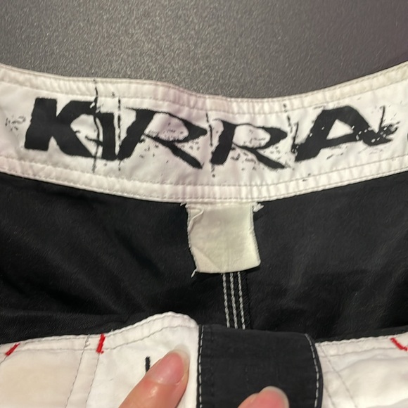 KIRRA Men’s Board Shorts Swim Trunks Bathing Suit Medium Grey Black Red - Picture 2 of 4